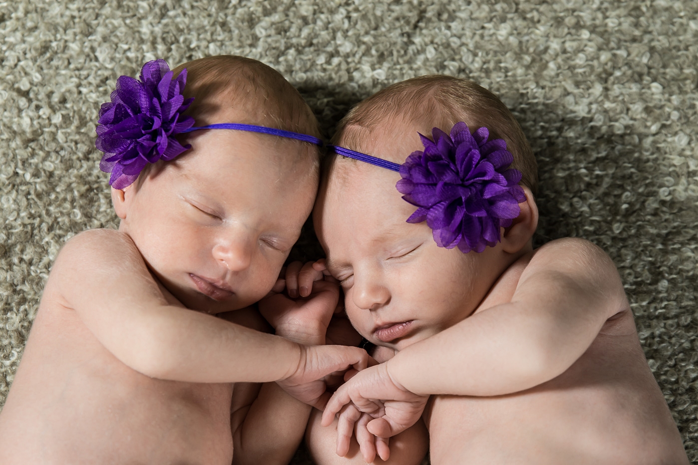 Neugeborenenfotografie-Neugeborenenfotograf- Babyfotograf-Neugeborenenshooting