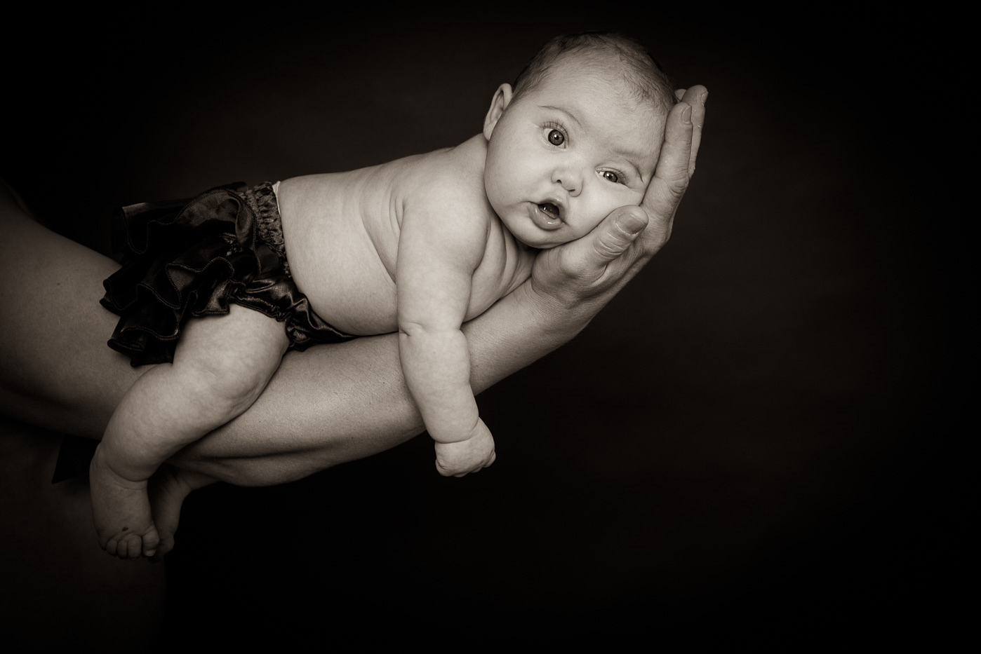 Neugeborenenfotografie-Neugeborenenfotograf- Babyfotograf-Neugeborenenshooting